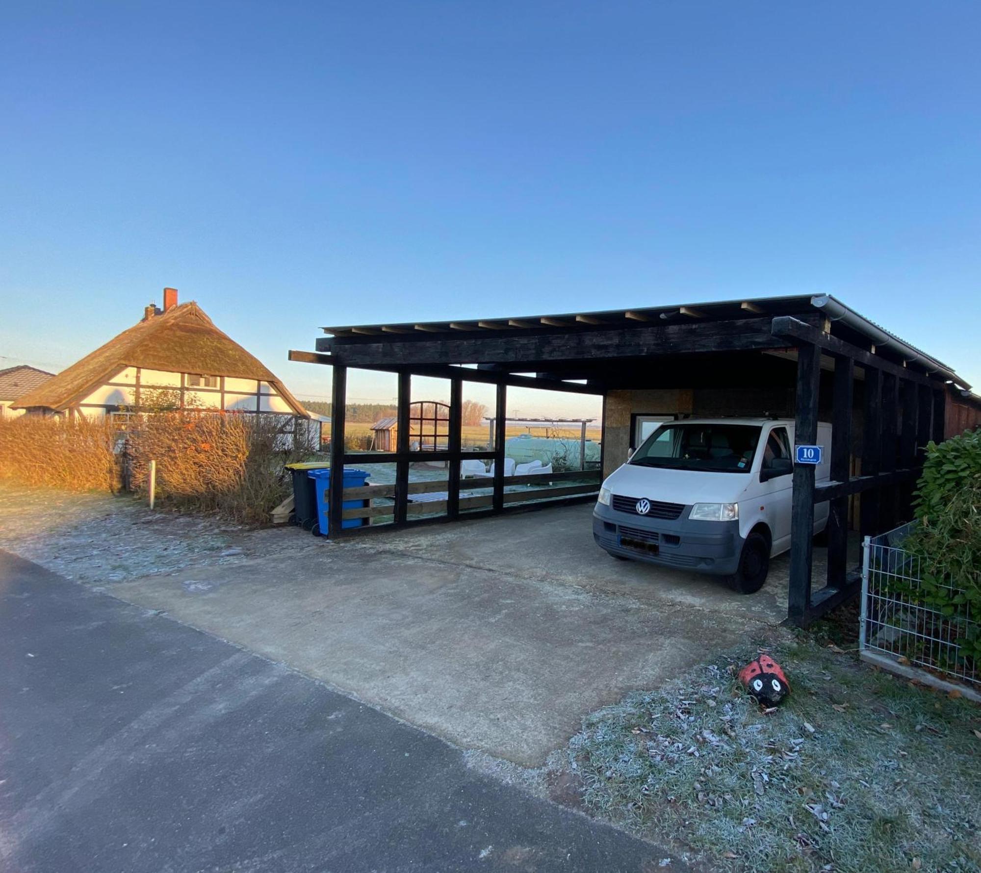 Urlaub Unterm Reetdach Auf Dem Darss Vila Fuhlendorf  Exterior foto
